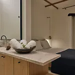 Niova - Seafront, Private Pool And Ionian Sea Views, By Zantewize וילה