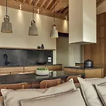 וילה Niova - Seafront, Private Pool And Ionian Sea Views, By Zantewize אליקס