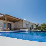 וילה Niova - Seafront, Private Pool And Ionian Sea Views, By Zantewize אליקס