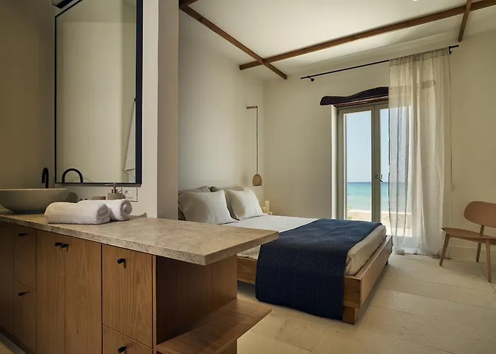 Niova - Seafront, Private Pool And Ionian Sea Views, By Zantewize * Alykes (Zakynthos)