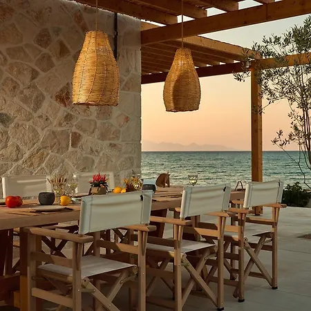 Willa Niova - Seafront, Private Pool And Ionian Sea Views, By Zantewize Alikes